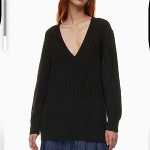 Aritzia Wilfred Classic Black Sweater